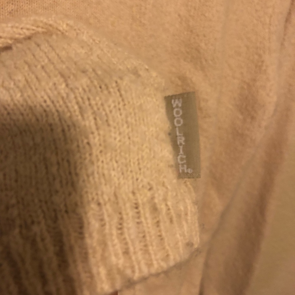 WoolRich Sweater - Picture 4 of 5
